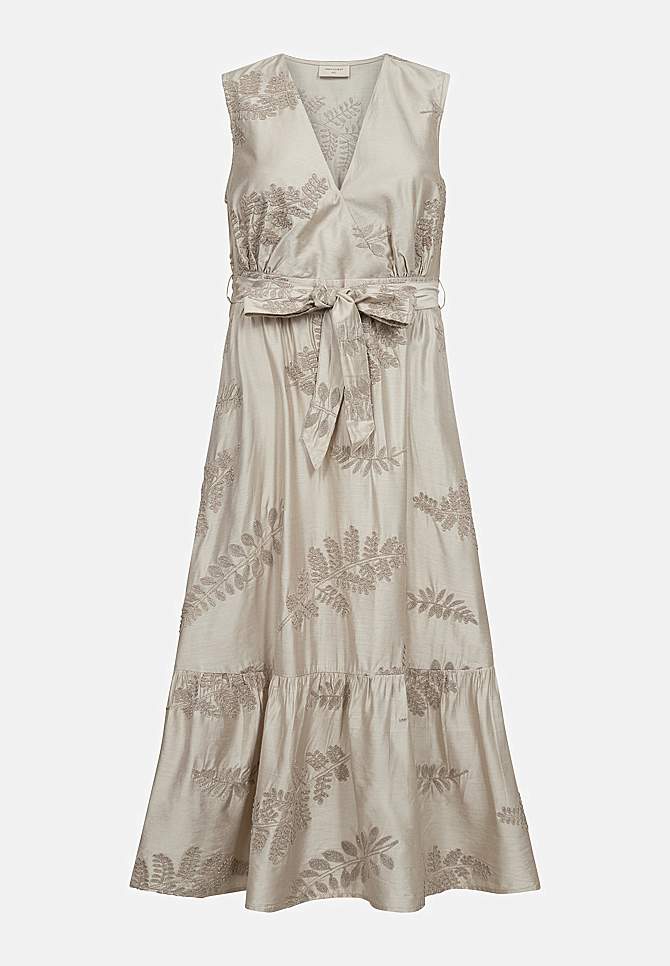 Kjole med broderi